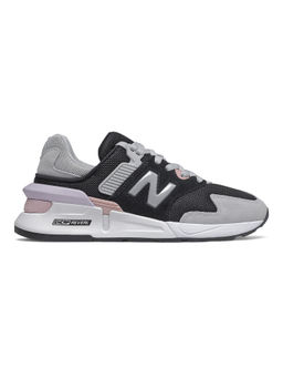 New Balance - Women 997 Light Aluminum Grey Sneakers