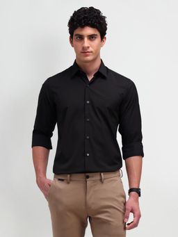 Arrow Newyork - Men Black Solid Slim Fit Formal Shirt