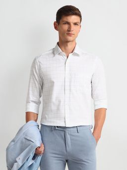 Arrow - Men White Checks Slim Fit Formal Shirt