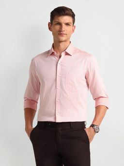 Arrow - Men Pink Self Design Slim Fit Formal Shirt