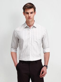 Arrow - Men Beige Stripes Slim Fit Formal Shirt
