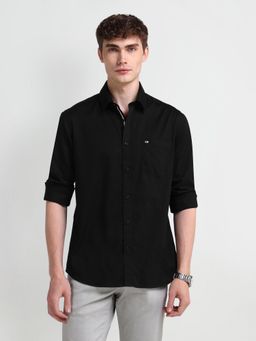 Arrow Sports - Men Black Solid Slim Fit Casual Shirt