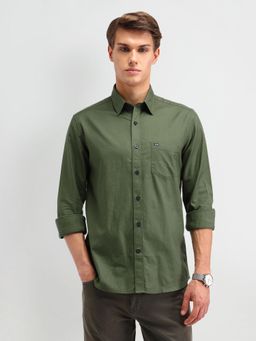 Arrow Sports - Men Olive Solid Slim Fit Casual Shirt