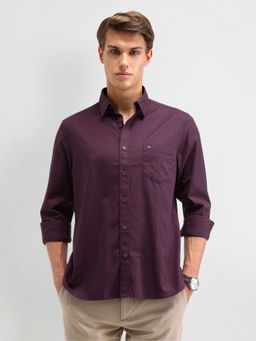 Arrow Sports - Men Purple Solid Tailored Fit Casual Shirt