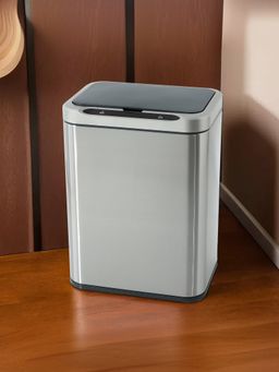 UMAI - Automatic Sensor Dustbin 20L, Silver