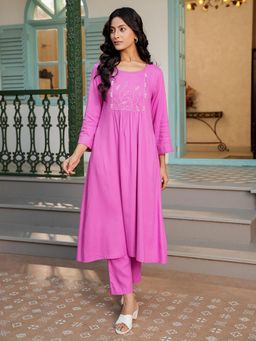 Indisangam - Women Purple Delicate Embroidered Yoke Kurta and Pant