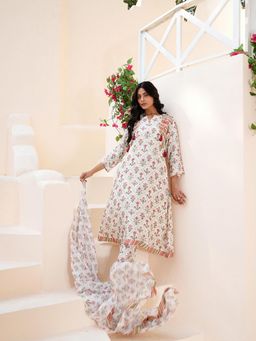 Indisangam - Women Ivory Vintage Floral Jali Muslin Kurta with Pant and Dupatta