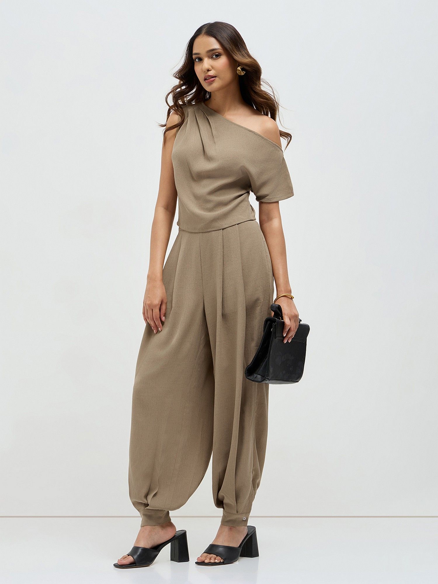kamlie Women Beige Plain One Shoulder Co-Ord Set-picture-27