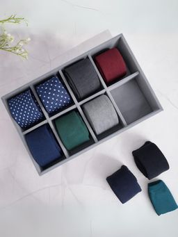 La Trove - Velvet 8 Slot Tray for Wardrobe Closet Shocks Organizer