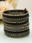 Black color option, Sold out, Currently selected