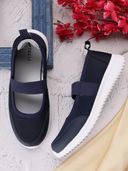 Navy Blue color option, Currently selected