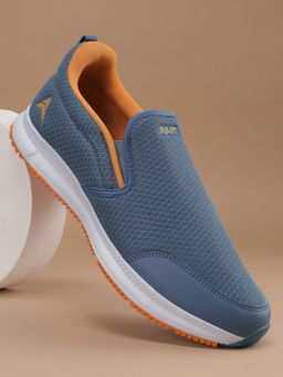 AVANT - Men Navy Blue Strideon Slip On Walking Shoes