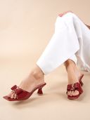 Maroon color option