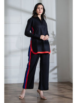 etre comfortwear - Women Black Solid/Plain Rayon Blend Co-Ord Set