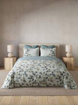 Ddecor Live Beautiful - 100% Cotton Leaves 145TC King Bedsheet With 2 Pillow Covers & Quilt - Blue
