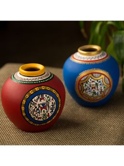 ExclusiveLane - Combo Of Terracotta Handpainted Vases