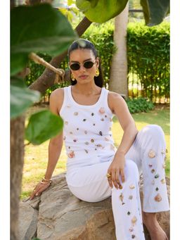 Kay Kay BY KKHUSHI SAHAII - Odessa White Embellished Top with Pant