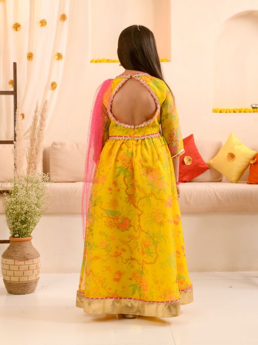 organza ethnic dresses Yellow Latest Ethnic Wear Dresses Yellow Floral Printed Organza Dress 973KR02