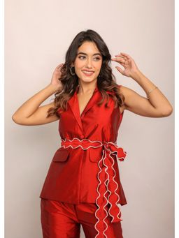 Kaori By Shreya - Red Solid Relaxed Top with Waist Tie Up Belt and 2 Pockets (Set of 2)
