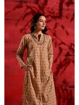 DIMPLE DESIGN STUDIO - Multicolor Abstract Kurta (Set of 3)