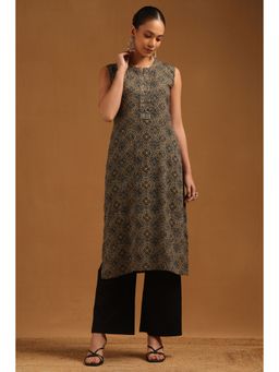 Soch - Womens Green Rayon Ethnic Motifs Kurta with unstitched sleeves