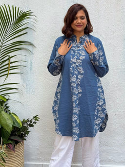 Chidiyaa - Blue Pure Cotton Floral Straight Kurti
