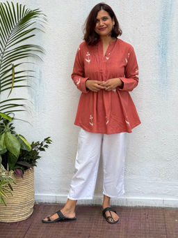 Chidiyaa - Rust Pure Cotton Floral Relaxed Kurti