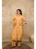 Mustard color option, Currently selected