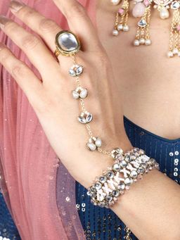 BeAbhika - Pink Wink Bracelet