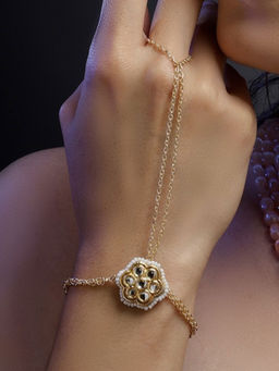 Dugran By Dugristyle - Barq-e-Sunehra Hath Phool