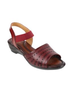 Mochi - Women Casual Leather Maroon Sandals