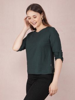 CRIMSOUNE CLUB - Womens Green V-Neck Top