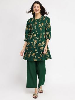 Pink Fort - Silk Blend Floral Green and Gold Kurta with Pant (Set of 2)