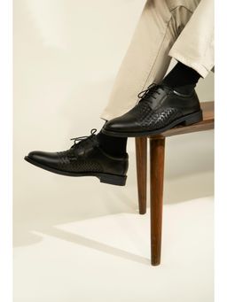 Heel Your Sole - Yago Weave Lace-Ups Black Brogues