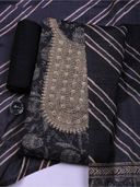 Black color option, Sold out, Currently selected