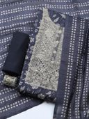 Black color option, Sold out, Currently selected