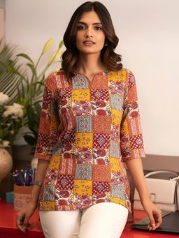 Gahan - Women Multi-Color Printed Straight Short Kurti