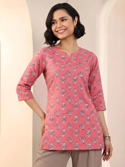 Gahan - Women Pink Printed Straight Short Kurti