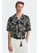 Black color option, Currently selected