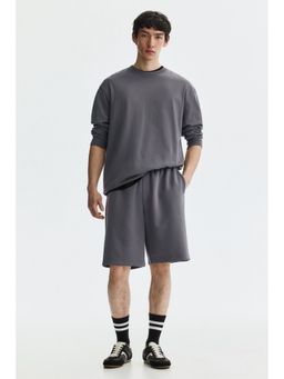 H&M - Men Grey Relaxed Fit Interlock Shorts
