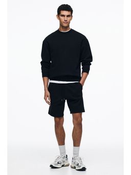 H&M - Men Black Regular Fit Shorts