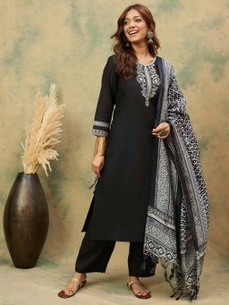 Varanga - Black Thread Embroidered Kurta with Pant and Dupatta