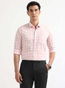 Pink color option, Currently selected