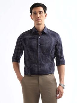 Arrow - Men Navy Blue Graph Checks Manhattan Slim Fit Shirt