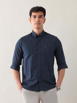 Arrow Sports - Men Navy Blue Geometric Printed Slim Fit Shirt