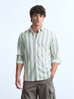 Flying Machine - Men Green Vertical Striped Slim Fit Shirt