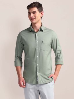 U.S. POLO ASSN. - Men Green Solid Dobby Shirt