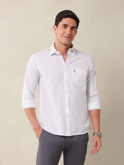 U.S. POLO ASSN. - Men White Solid Tailored Fit Dobby Shirt
