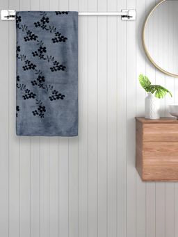 FABINALIV - Grey Floral 420 Gsm Cotton Bath Towel
