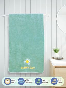 FABINALIV - Light Green Solid 420 Gsm Cotton Bath Towel